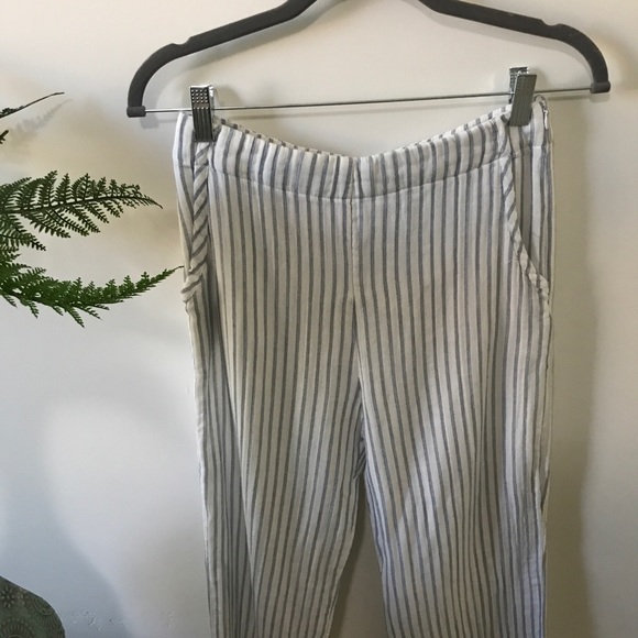 ✨only S left⬇️✨ White Stripe Pants - Picture 3 of 8